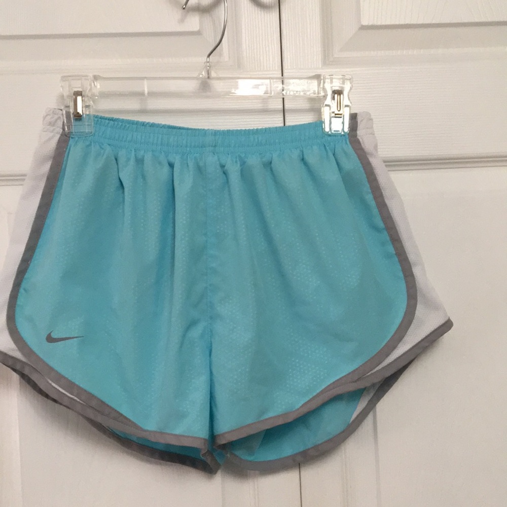Like New Nike Tempo Running Workout Athletic Shorts Dri-Fit Medium